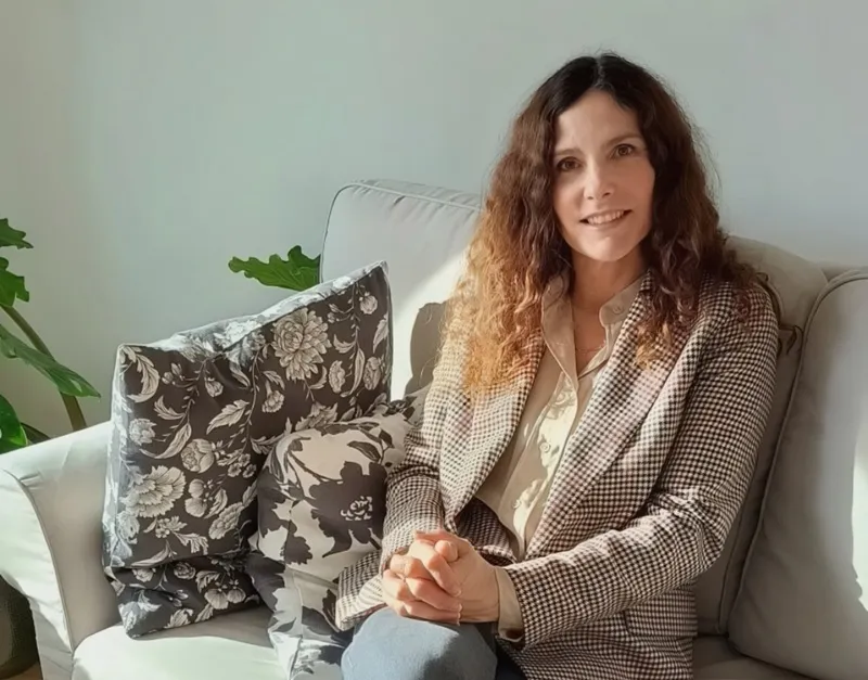 Louisa Savva coaching a client